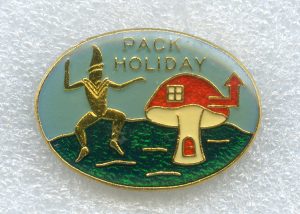 belt-badge-pack-holiday