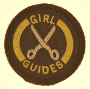 guide-interest-badge-needlewomen-yellow-border
