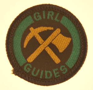 guide-interest-badge-pioneering-green-border